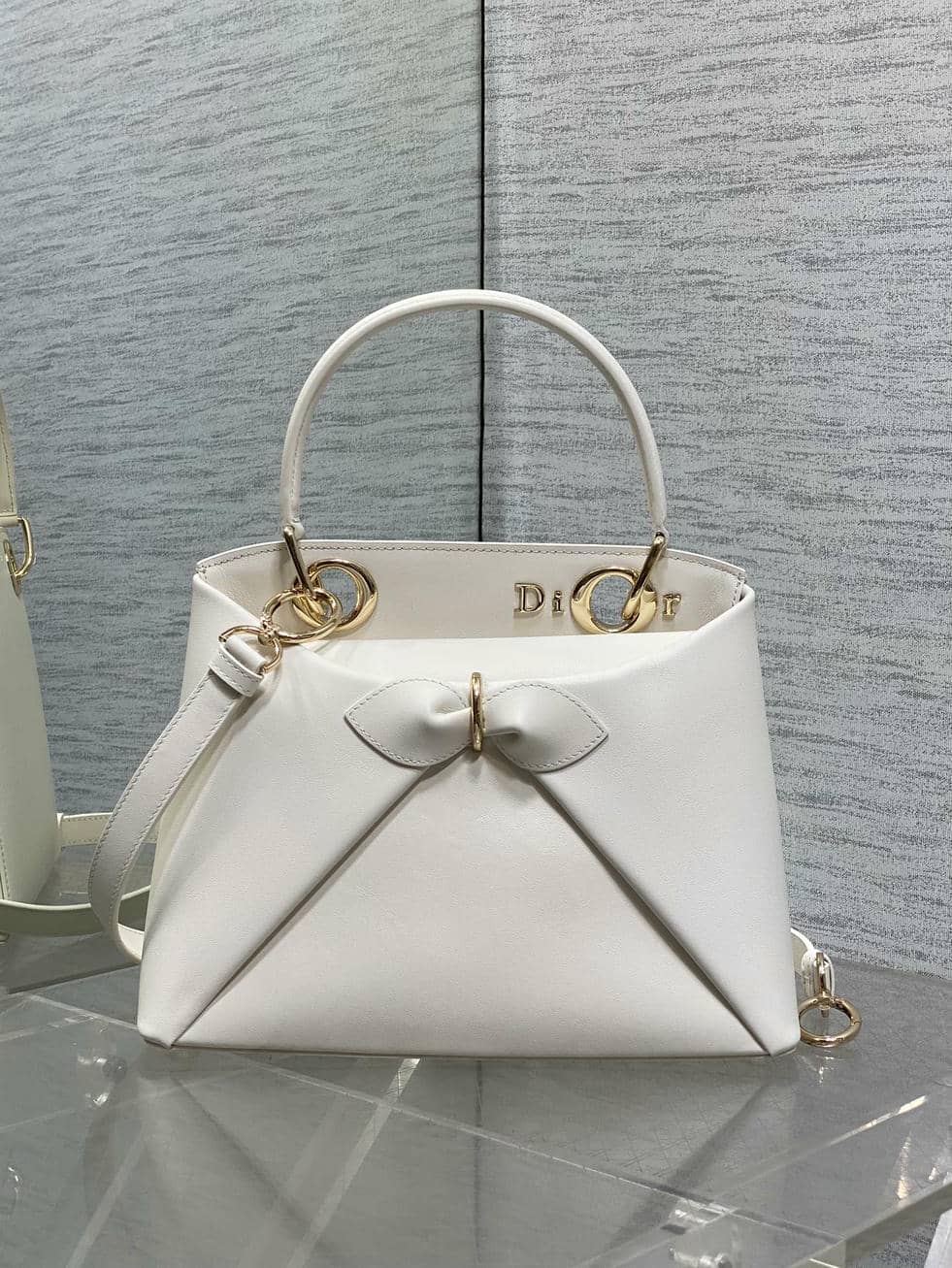 Bow Top Handle Bag 005